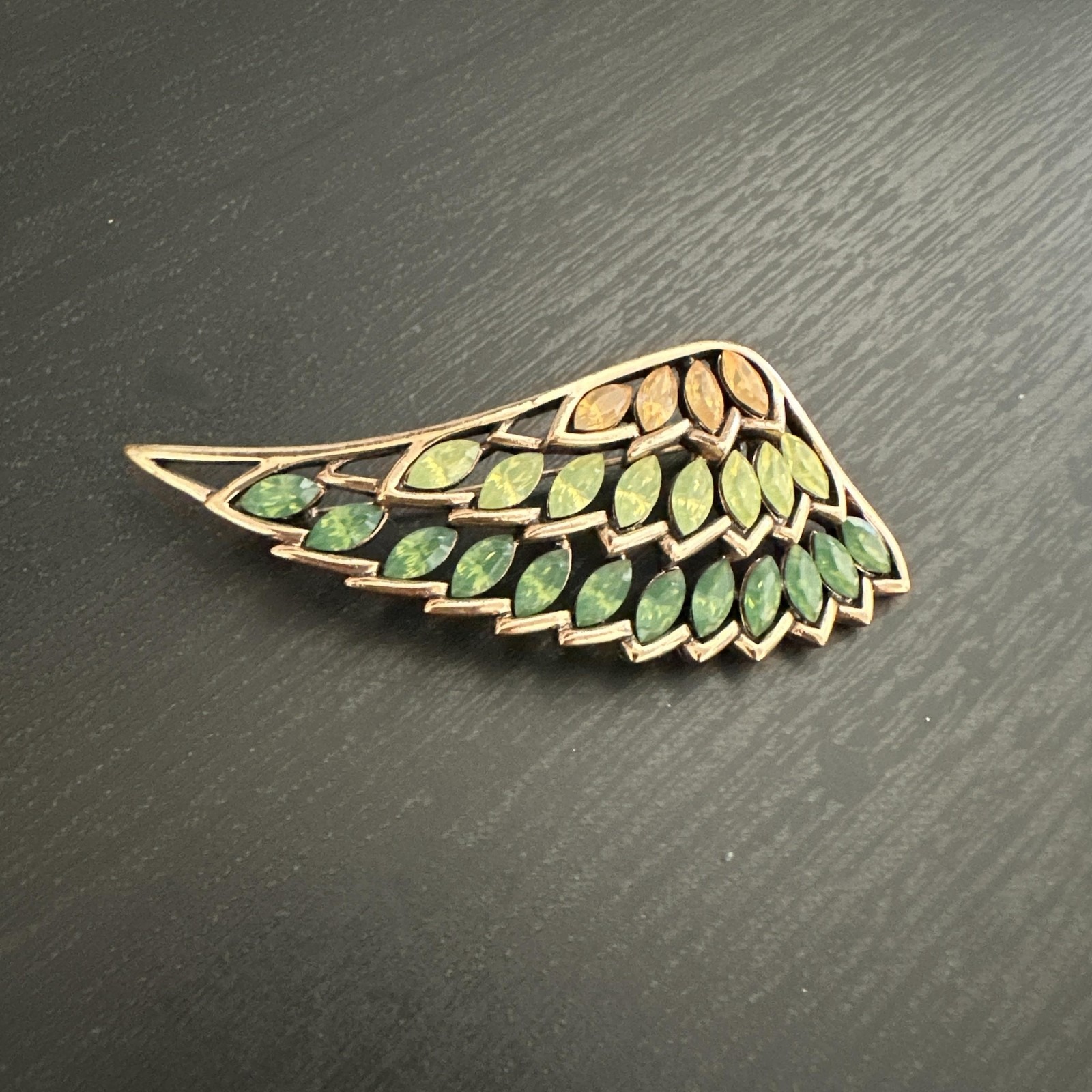 Angel Wing Brooch Gold Tone Green Rhinestone Pin Multicolor Glass 3 Inch 25$